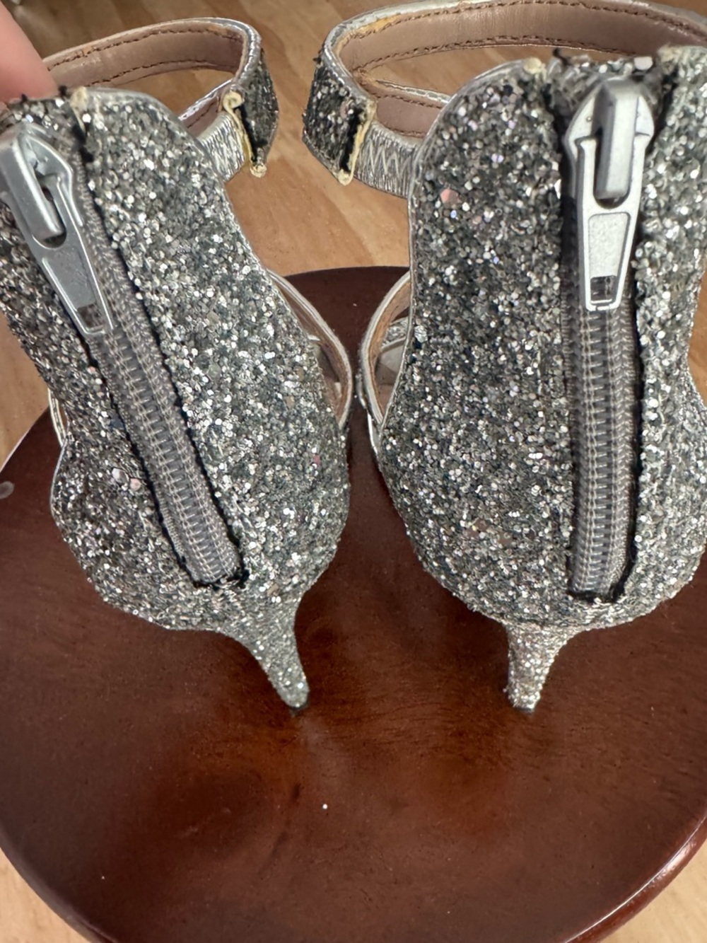 Betsey Johnson Silver Izzy Glitter Strappy High Heel Sandals Size 6.5 - Picture 4 of 8